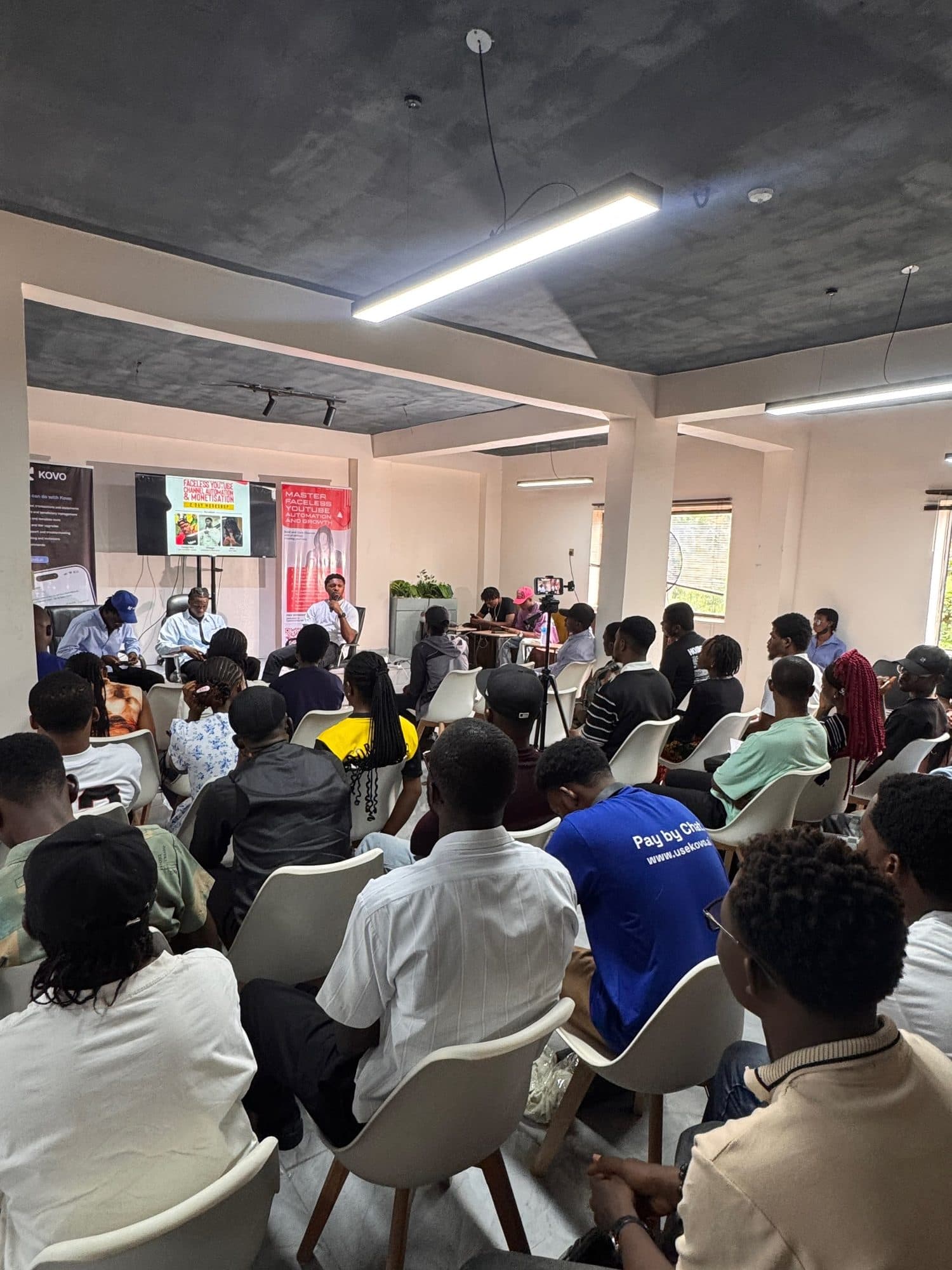 100+ attendees at the workshop